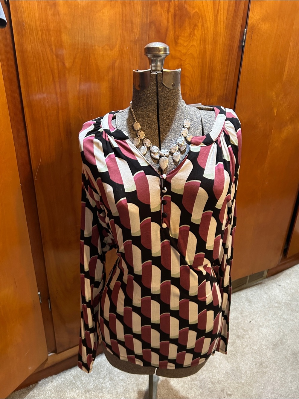 Liz Claiborne Black, Cream & Mauve Geometric Long Sleeve Top